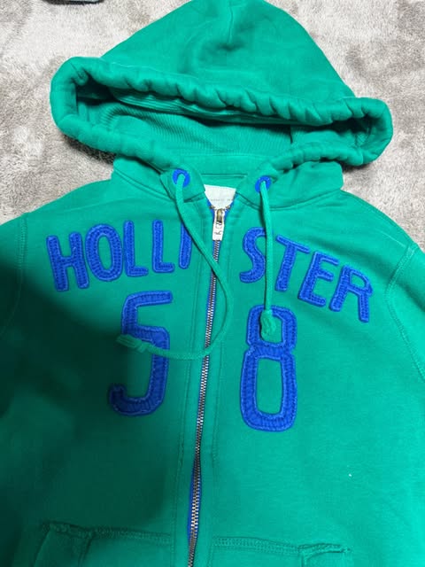 Hollister zipper/ S